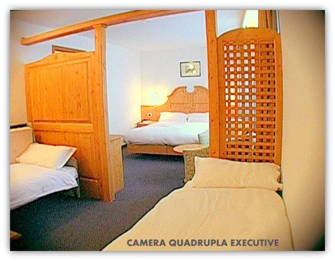 Hotel Beau Sejour 에트로블레스 외부 사진